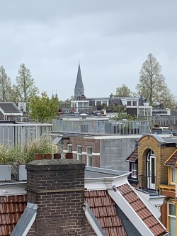 VONDELKERKTOREN TEGEN DE LUCHT